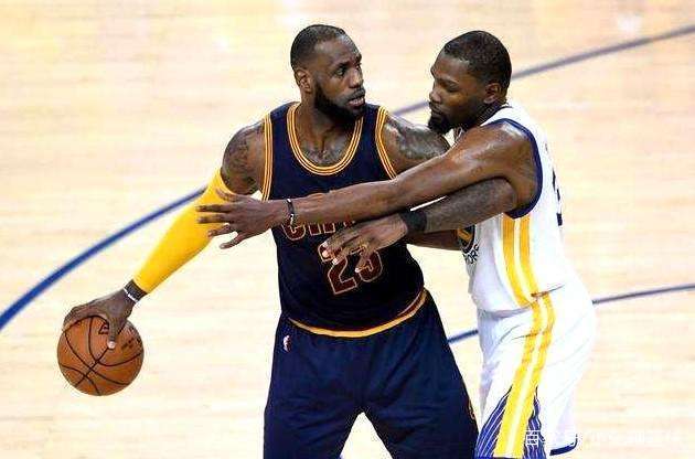 同曦热身险胜山东！林葳+哈里斯好状态，利夫复出，高诗岩观战！