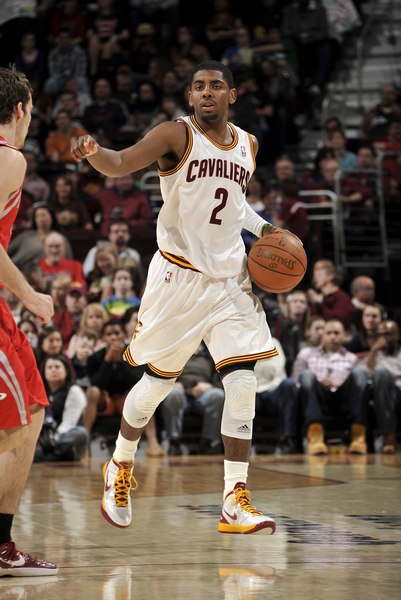 拳头还有新游戏没公开？前《LOL》手游总监新职位更新