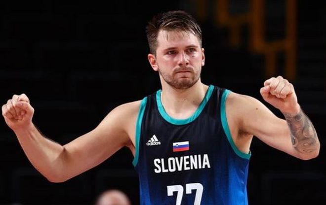 曼联更衣室内讧，拉什福德与队友冲突