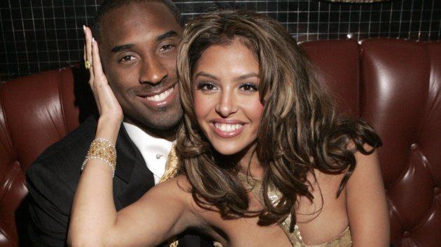 火箭三人20+结束三连败！小贾末节10分连中关键球 KD一扫沮丧情绪