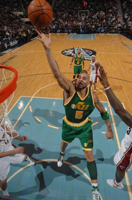 岑浩辉时代博彩业转型面临五大课题