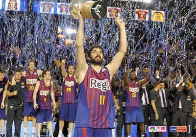 欧文连续突破得分，全队士气高涨